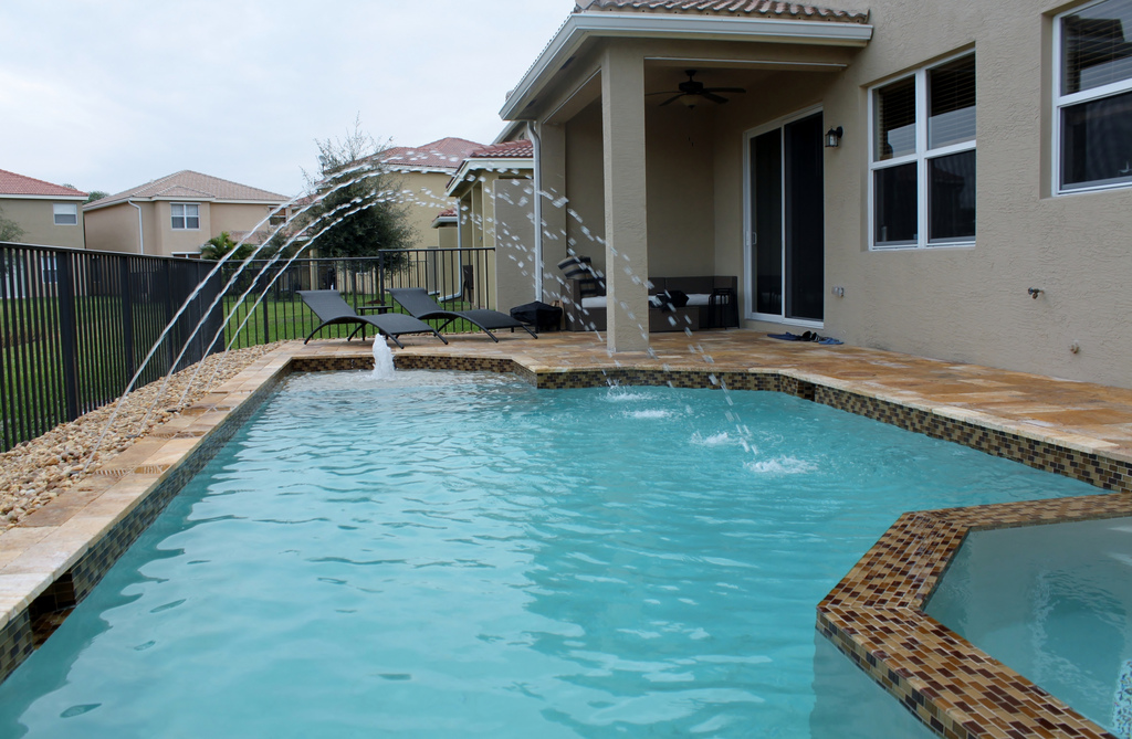 top rated pool contractor in maricopa county