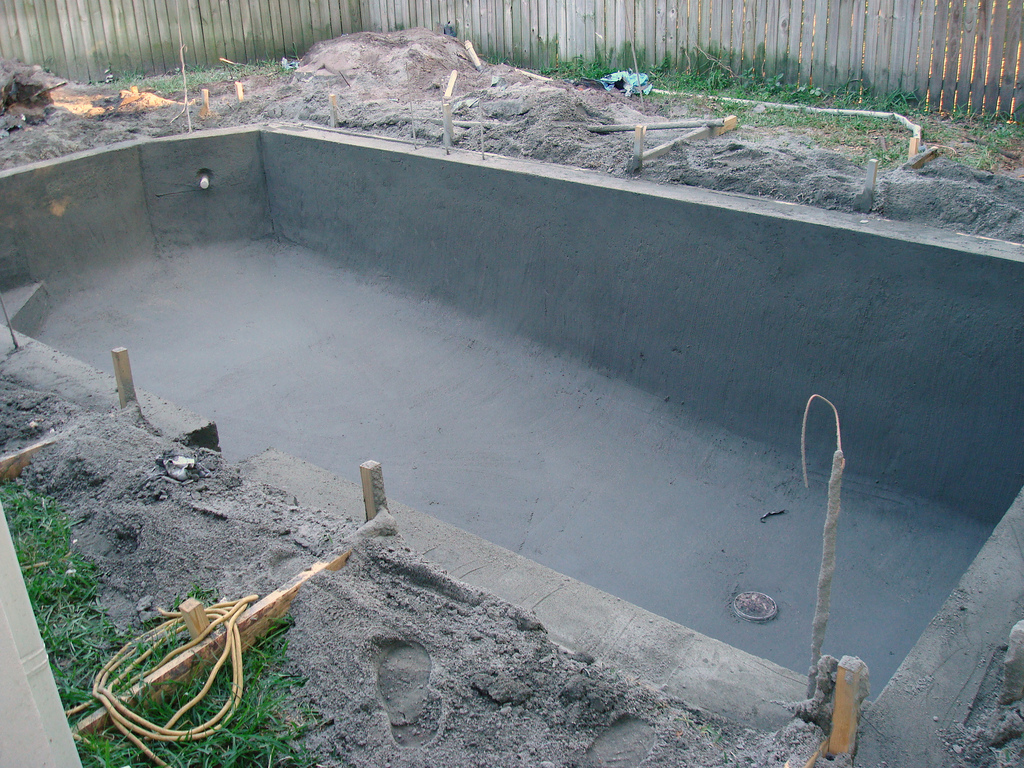 Phoenix Pool Instalation services by Phoenix Pool Builders